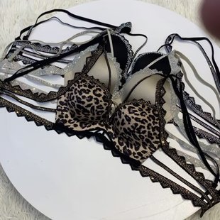 New Leopard-print Spice Girl Thickened No Steel Ring Small Chest Gathering Adjustable Hollow-out Beautiful Back Lace Women's Underwear Bra