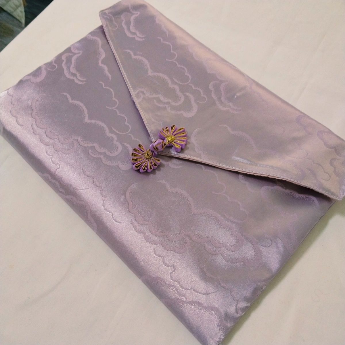 Nuevo cheongsam bolsa de embalaje pijama bufandas bolsa de almacenamiento bolsa de ropa bolsa de regalo embalaje de joyería toalla cuadrada