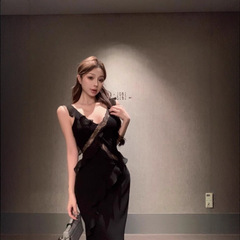 蕾丝拼接吊带连衣裙女夏季荷叶边鱼尾裙黑色收腰裙子纯欲包臀长裙
