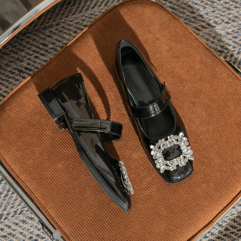 Loafers van echt leer met vierkante kop en dikke hak lente 2024, nieuwe decoratieve single met glanzende waterdiamantengesp voor dames_voghion.com