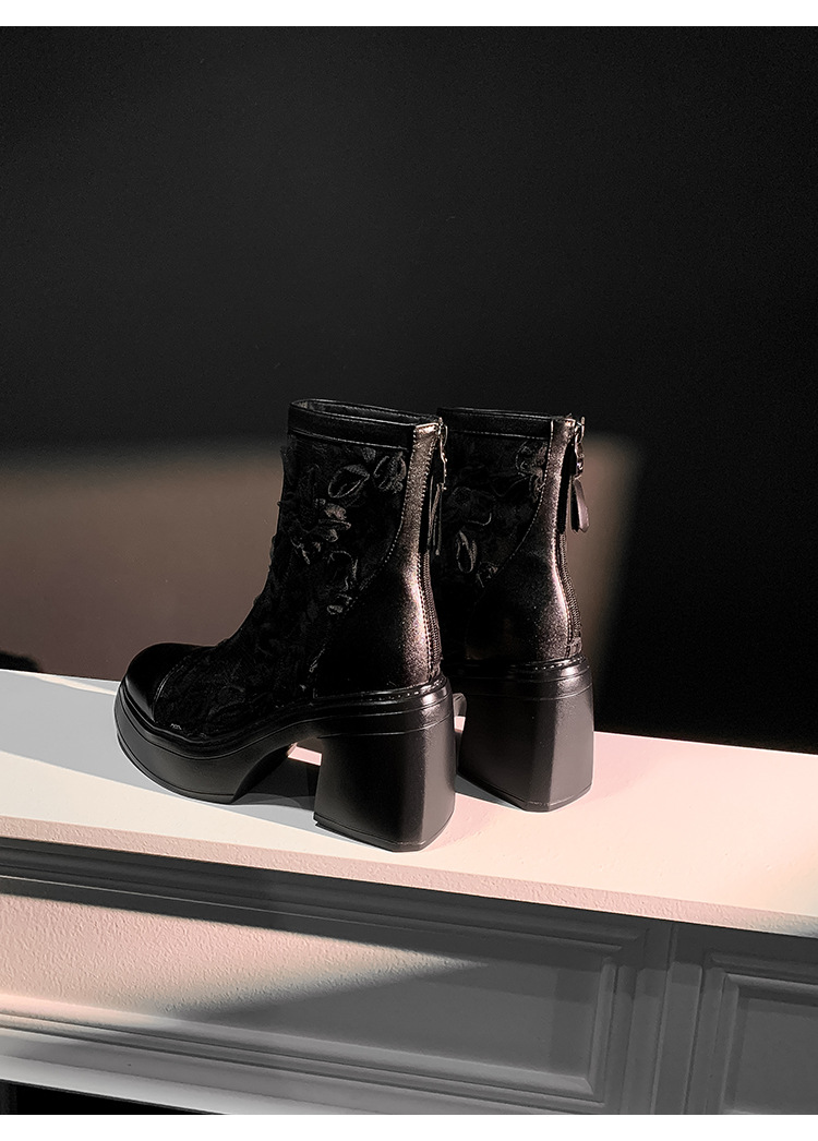 Boot nữ cổ thấp họa tiết ren hoa, gót cao 9 cm, mũi nhọn lưới thoáng khí — màu đen, màu trắng ngà chi tiết 21