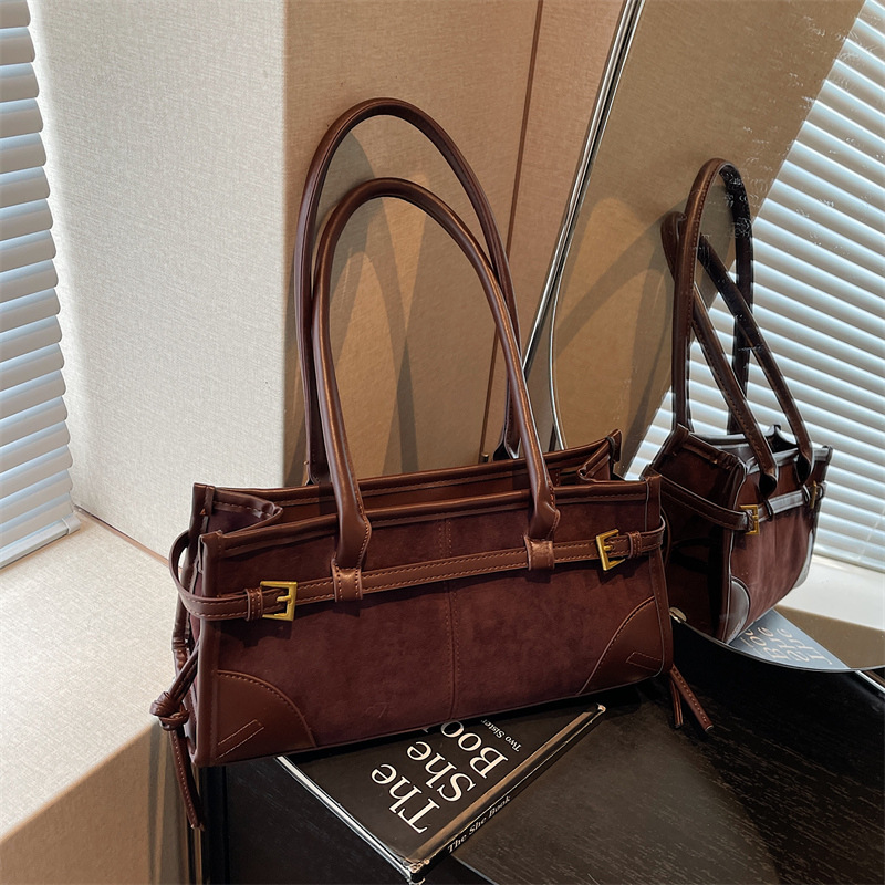 Cross-border 2025 otoño y invierno nuevo ocio versátil bolso de hombro de cuero de seda retrógrado bolso inferior bolso de mano de viaje bolso de mujer