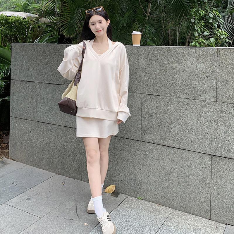 早秋韩系穿搭套装女2025秋季新款休闲卫衣挂脖背心裙子上衣两件套|undefined