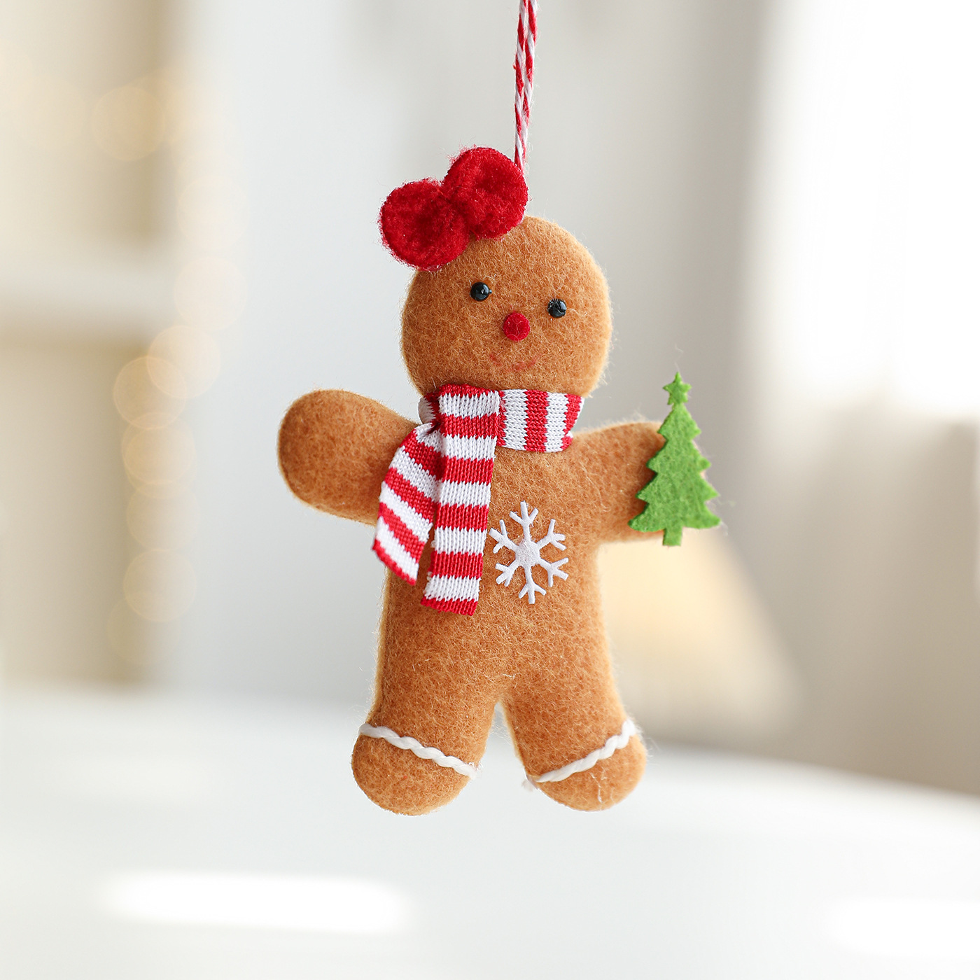 Nuevo color curry pan de jengibre muñeca tela colgante árbol de Navidad colgante decoración decoración al por mayor