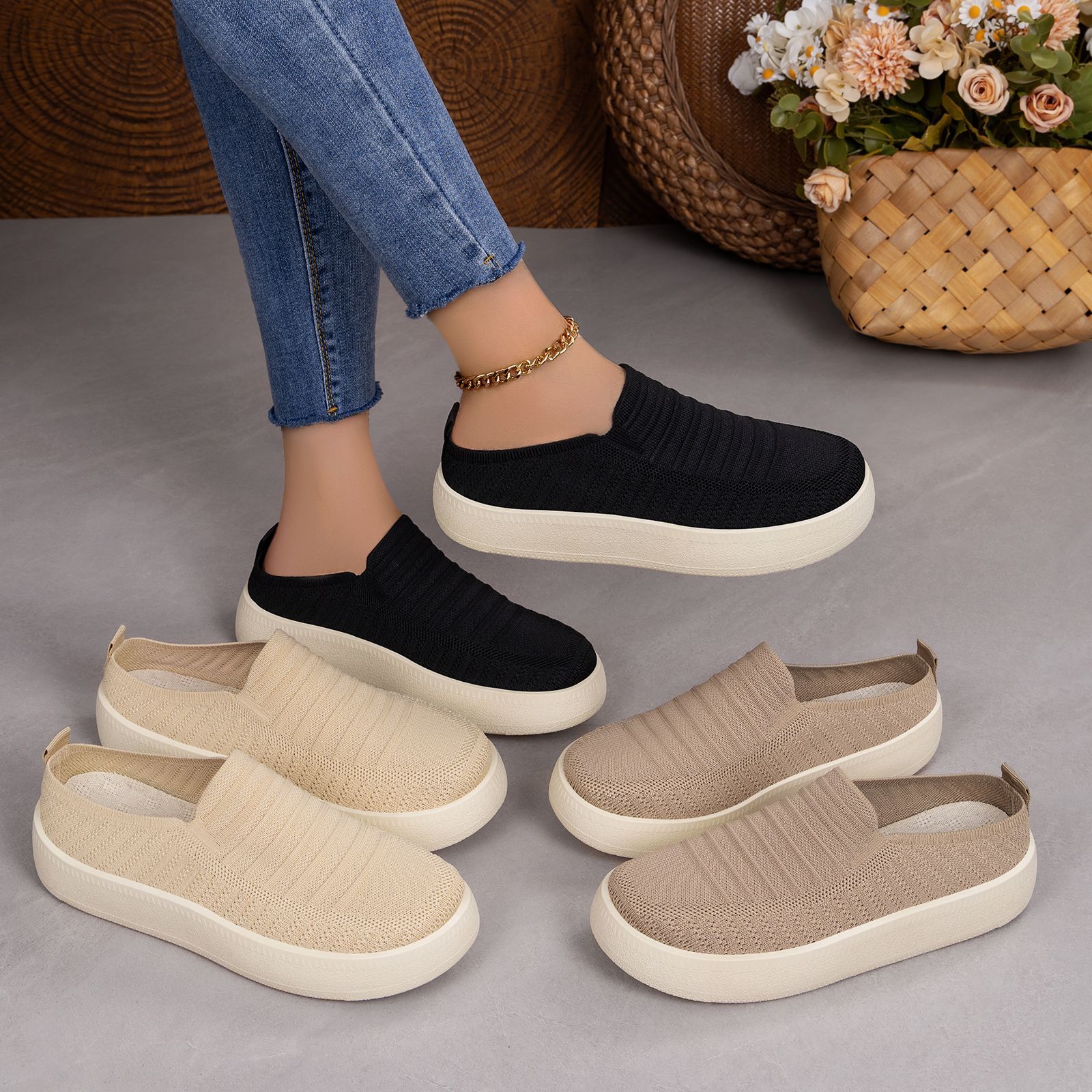 Zapatos de mujer primavera y verano medio zapatillas casuales zapatos de pedal de tamaño grande comercio exterior zapatos de mujer de altura de tela única zapatos