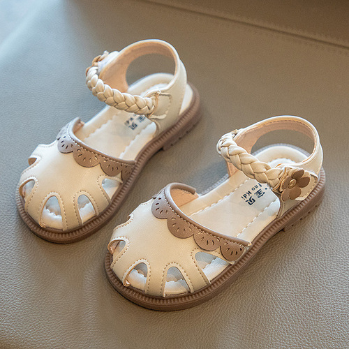 Girls baby sandals 2024 new summer children's shoes soft sole non-slip Baotou princess little girl summer shoes