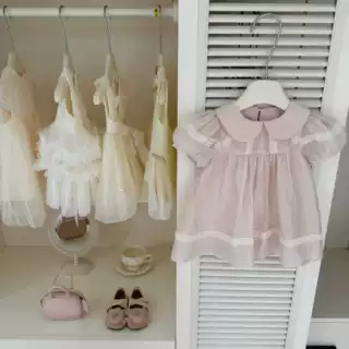 【甜小司】香槟粉!原创2026女童夏法式泡泡袖娃娃领花边连衣裙子