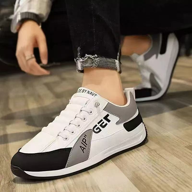 Summer breathable lightweight running sneakers