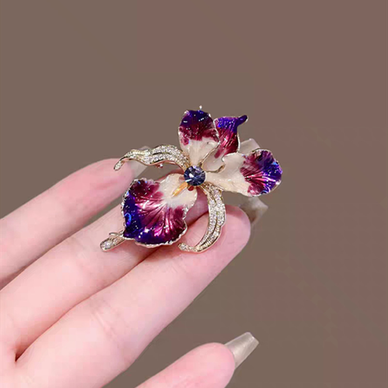 Cross-Border French Light Luxury Enamel Iris Brooch for Women, High-End Floral Pin with Micro-Inlaid Zircon Brooch Accessory