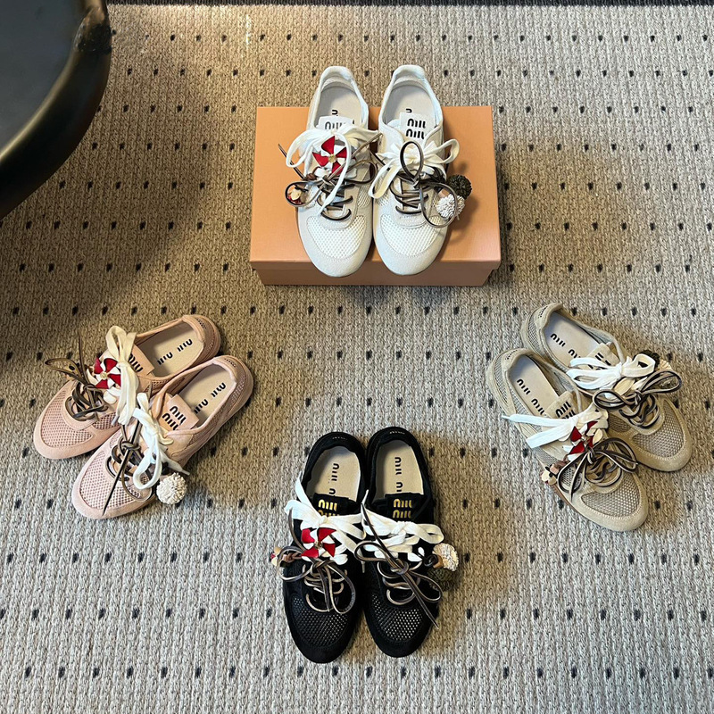 2026 Spring/Summer New Retro Cowhide Patchwork Mesh German Training Shoes Trendy Versatile Lace-Up Flat Casual Sneakers