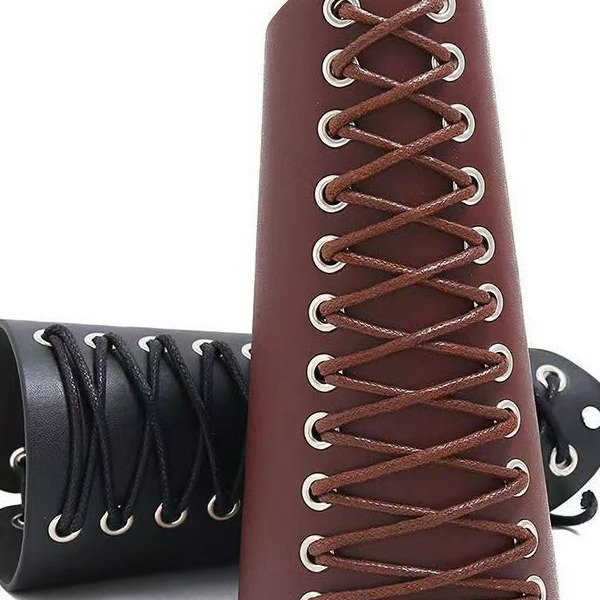 Retro-Style Leather Wrist Guards for Cycling, Christmas Cosplay, Medieval Knight Arm Guards, Wrist Guards