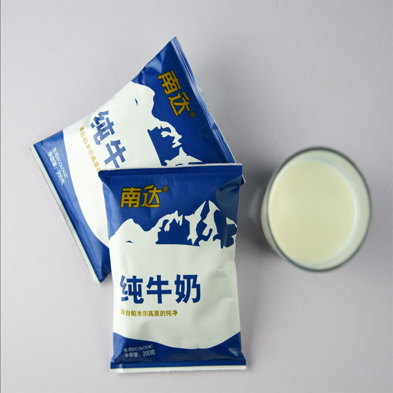 Xinjiang Milk Nanda Kashi 200g*20 Bag Pack Full-Fat Fresh Milk Student Nutritional Breakfast Children's Milk