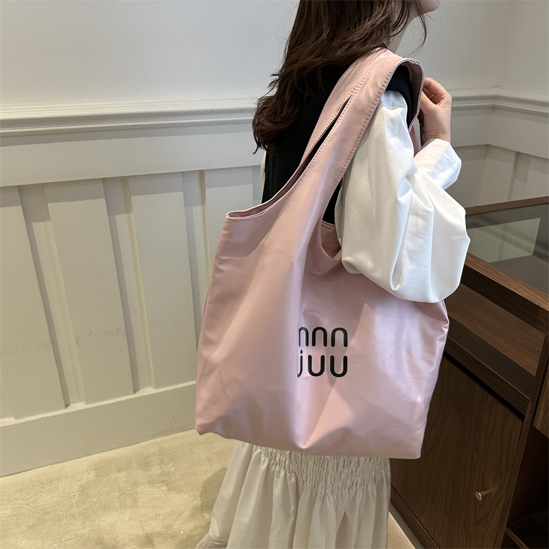 Bolsas de moda casuales de gran capacidad para mujeres 2025, nuevas bolsas de hombro de viaje de moda, bolsas de clase para estudiantes universitarios, bolsas especiales
