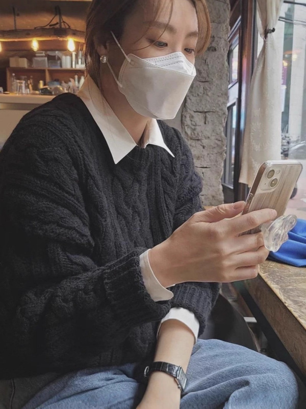现 韩国小众设计thebarnnet麻花毛衣八奶家套头针织上衣fever同款|undefined