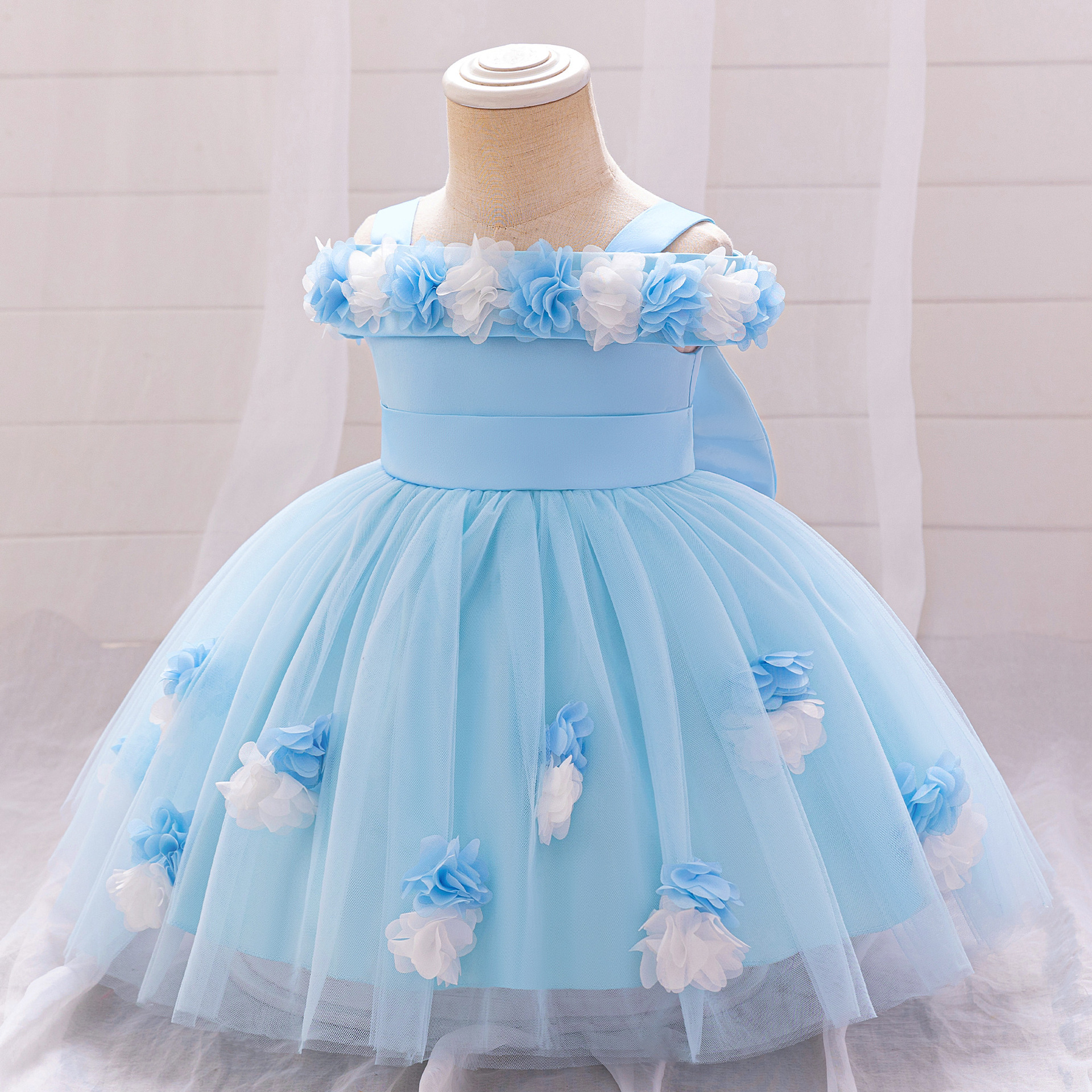 2026 nuevo vestido de niña decal vestido de princesa de malla princesa de niña pequeña princesa de verano vestido