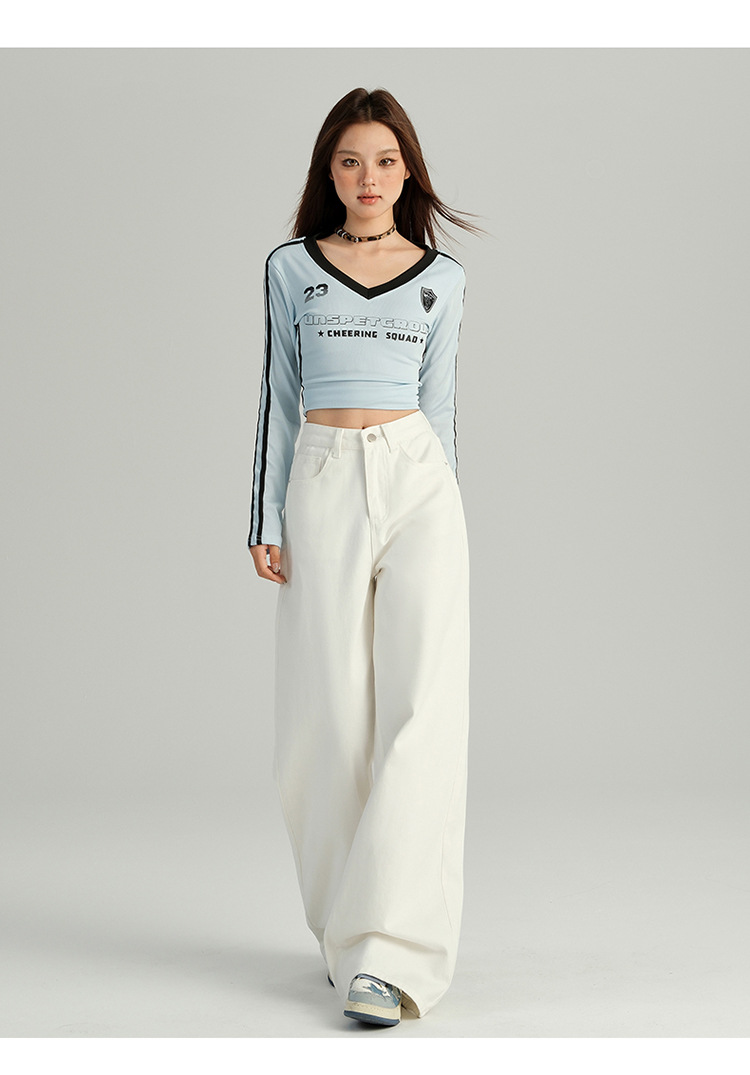 Jeans femme taille haute et jambes larges coupe droite chic_voghion.com
