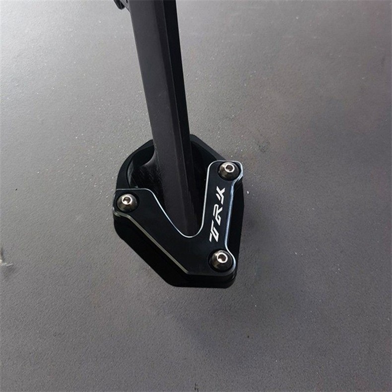 Suitable for Benelli Trk502/X 20-23 Model Modified Aluminum Alloy Side Stand Extension Pad Cover