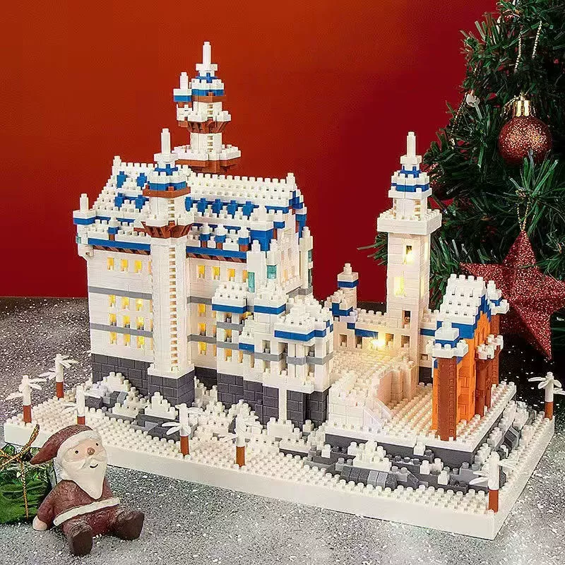 Конструктор (Lego) серия «Замок» — наборы из мелких деталей, модели достопримечательностей (разное количество деталей)