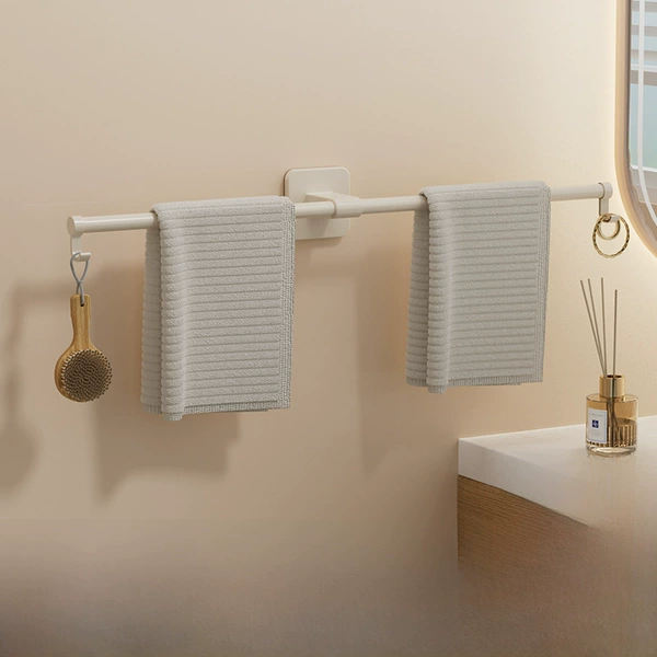 Creamy towel, 60cm