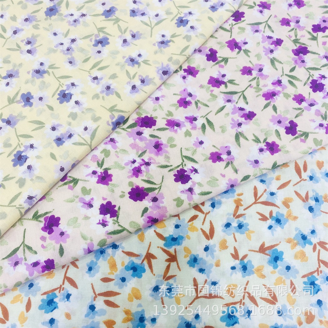 热销新款印花布 全棉40支平纹府绸印小碎花 田园风小清新服装面料