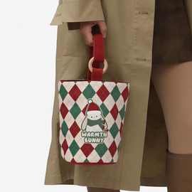 新款格纹水桶包可爱兔子插画帆布包复古经典肩带手提包包女AM英英