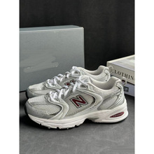 �羳NB530�������ɫ����ɫʱ�аٴ���Ů���¿��˶������ܲ�Ь