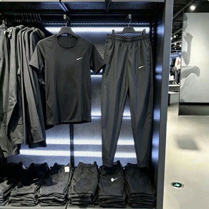 Athletic Shorts and Long Pants for Male and Female Athletes, Suitable for Track and Field, Running, Marathon Competitions, and Training, with Quick-Dry Short-Sleeve Woven Zipper Sports Shirts Athletic Shorts and Long Pants for Male and Female Athletes, Suitable for Track and Field, Running, Marathon Competitions, and Training, with Quick-Dry Short-Sleeve Woven Zipper Sports Shirts