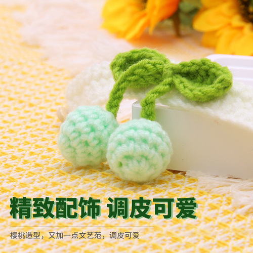 New spring pet wool collar hand-knitted wool cherry collar adjustable cat and dog knitted accessories