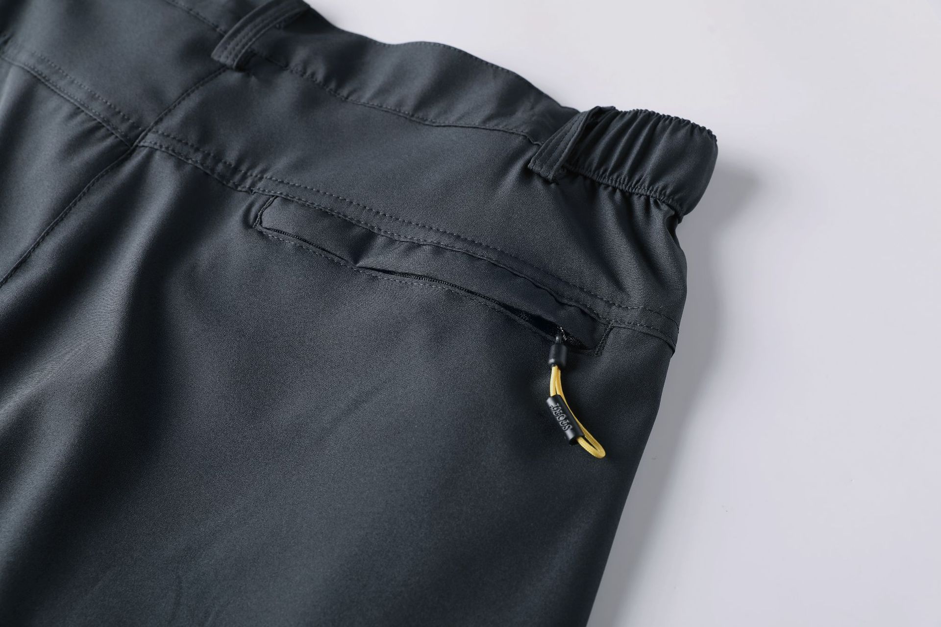 ​​Leichte Cargo-Wanderhose für Herren, Sommer-Outdoor-Arbeitshose mit schnelltrocknendem, winddichtem Stoff, gerader Schnitt für Reisen und Camping, Schwarz/Grau​​_voghion.com