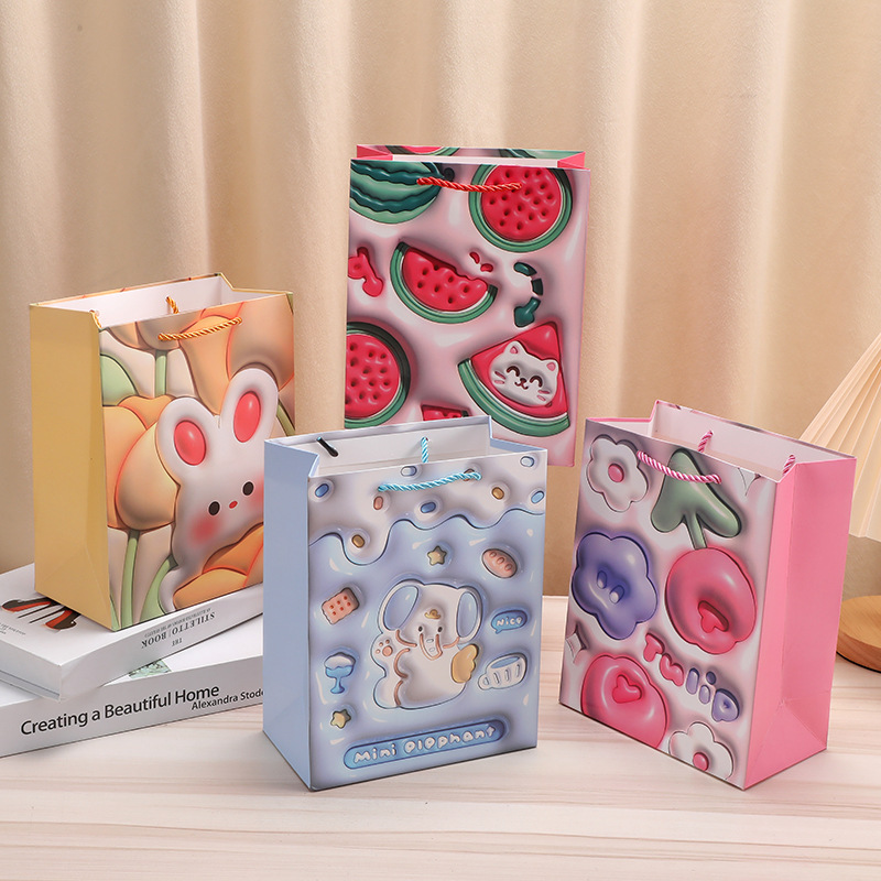 卡通礼品袋饰品店手提袋子纸袋服装购物袋生日回礼伴手礼物包装袋