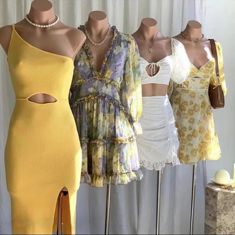 Fábrica al por mayor ropa pantalla apoyos piel color plástico PE modelo de pecho grande Comercio exterior Exportación europea y americana moda modelo de grasa