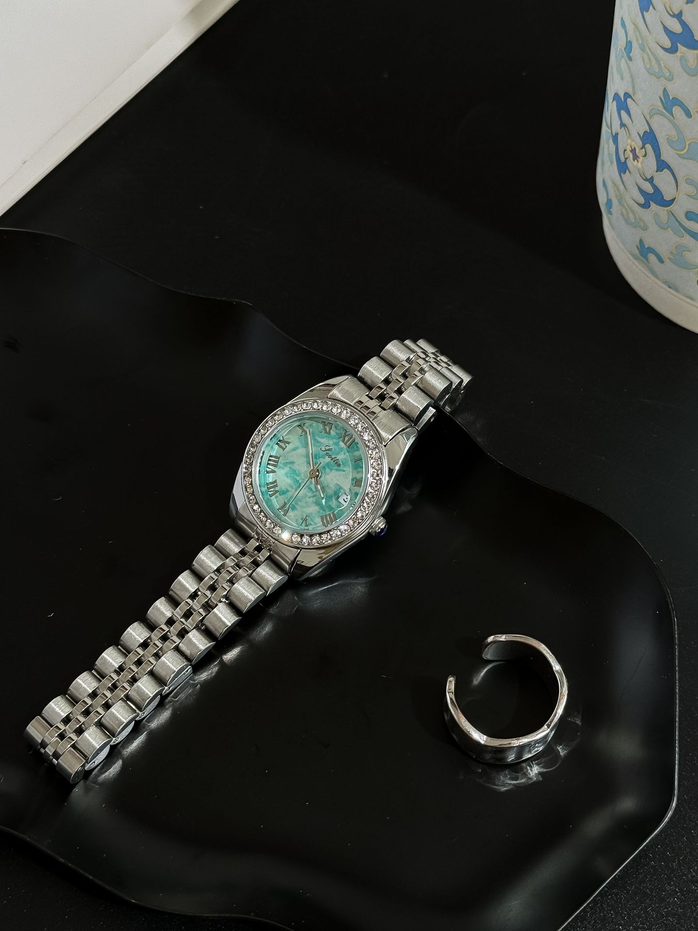 75g Weight Tempered Glass Mirror Material Alloy Strap Material Watch Classification Pointer Display Type Butterfly Double Snap Buckle Style Round Dial Shape Daily, Street Occasion Quartz Movement Solid Color Pattern All Seasons Season Women's Gender Retro, Classic Style Style Retro Classic Style Solid Color Butterfly Double Snap Quartz Watch Women's Watches 21