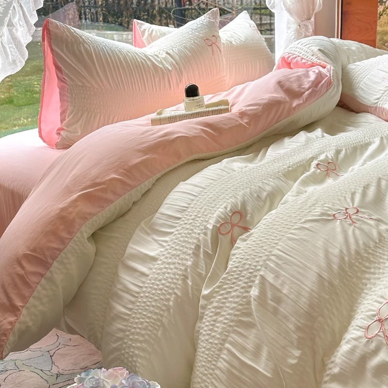 Ropa de cama de cuatro piezas de algodón lavado de gasa 2025 nuevo estilo princesa viento ropa de cama desnuda funda de edredón de tres piezas