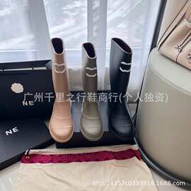 现货跨境小香风红里高筒雨靴女2025新款中古外穿不过膝粗跟长靴