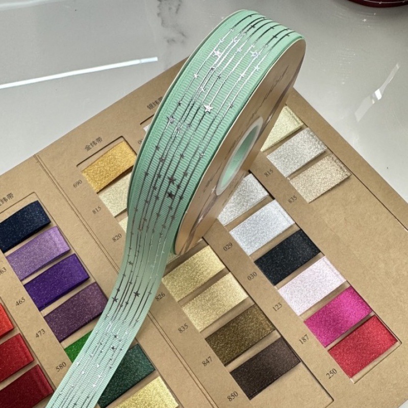 Explosiones transfronterizas estrellas de fijación en caliente galvanizado DIY arco de regalo de fiestas decoración cinta accesorios de ropa