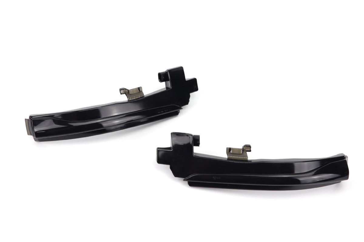 Suitable for Volvo S60 S80 V40 Ii V60 Cc V70 Iii Rearview Mirror Running Water Turn Signal