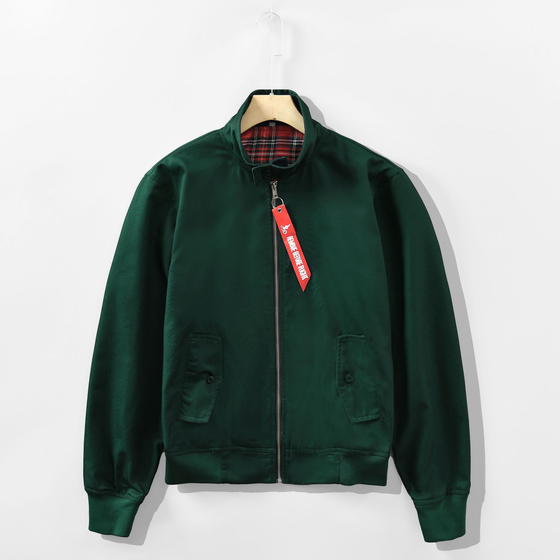 Estación europea marca de moda para hombres Collar de pie pareja de moda chaqueta de adelgazamiento de ajuste Delgado chaqueta de piloto de abrigo casual