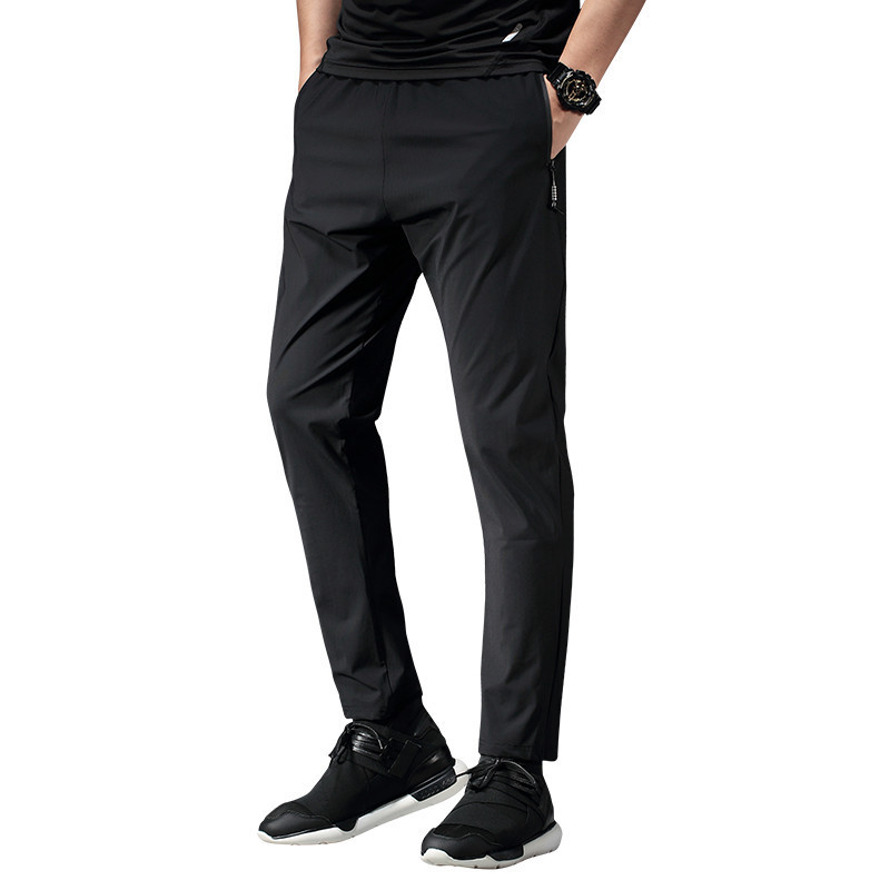 Schnelltrocknende Trainingshose für Herren – Leichte, schmal geschnittene Jogginghose für den Sommer, ideal zum Laufen, fürs Fitnessstudio und für Outdoor-Sportarten_voghion.com