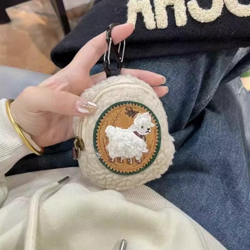 Little Lamb Plush Headphone Bag, High-Looking Coin Storage Bag, Portable Bag Pendant, Cute Mini Lipstick Bag Little Lamb Plush Headphone Bag, High-Looking Coin Storage Bag, Portable Bag Pendant, Cute Mini Lipstick Bag