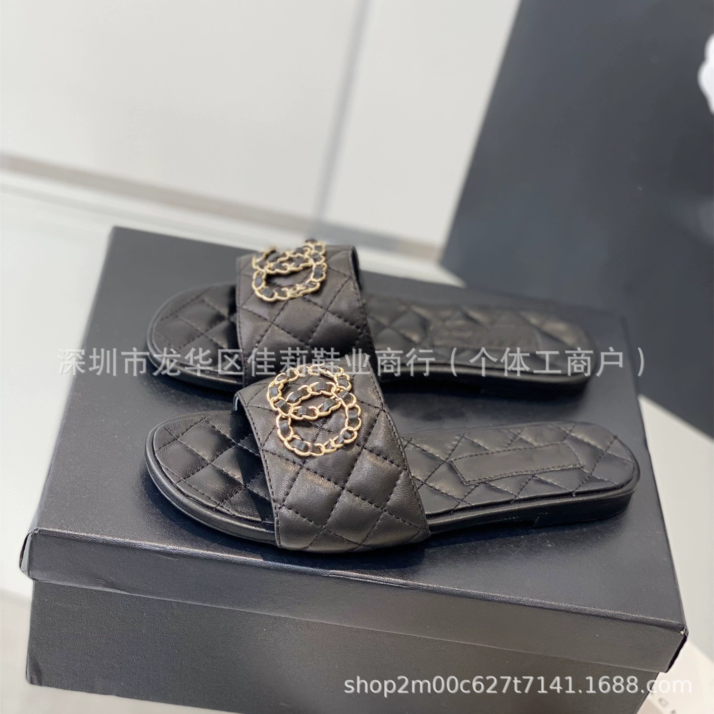 Little Fengfeng прохладные тапочки женская внешняя одежда 2025 новая черная цепь дикая мода ромб с плоским дном