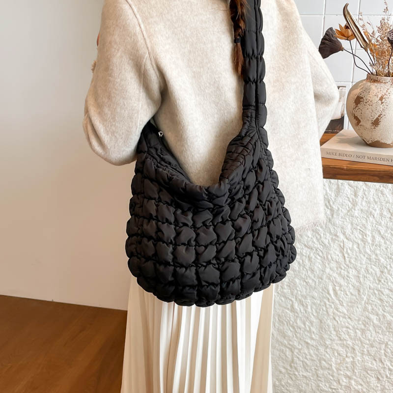 Cross-Border Popular Wholesale Pleated Cloud Bag Cos Xin Zilai Same Style Popular New One-Shoulder Cross-Body Women's Bag 1