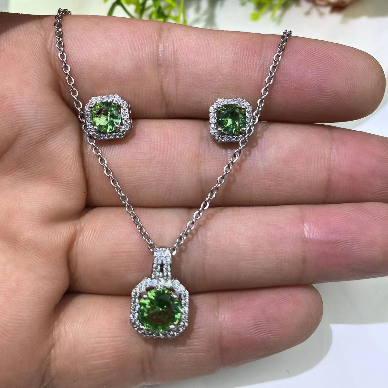 5g Weight Zircon Inlay Material Korean Style Geometric Copper Zircon Pendant Necklace Ear Studs 1 Set