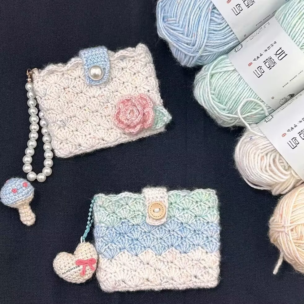 速批如意鸟彩点喷毛纱中粗棉腈手编毛线钩织包包玩偶毛衣厂家直发