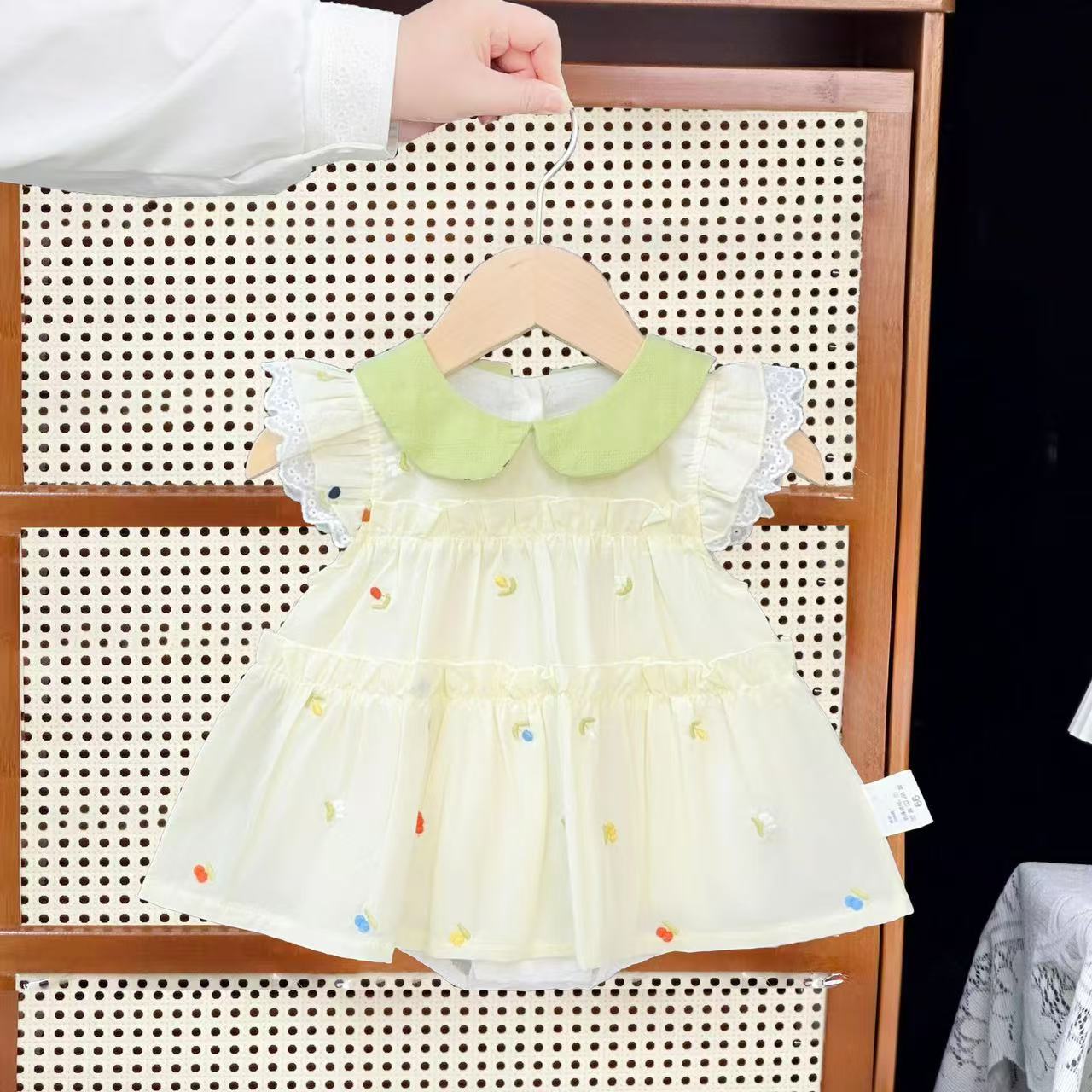 Ropa de verano para bebés, abrigo de manga corta de estilo occidental, mampara de bebé de estilo fino de verano, mono de princesa dulce y lindo