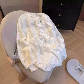 新中式国风高级感减龄衬衫上衣2024春季新款复古斜扣提花雪纺衫女