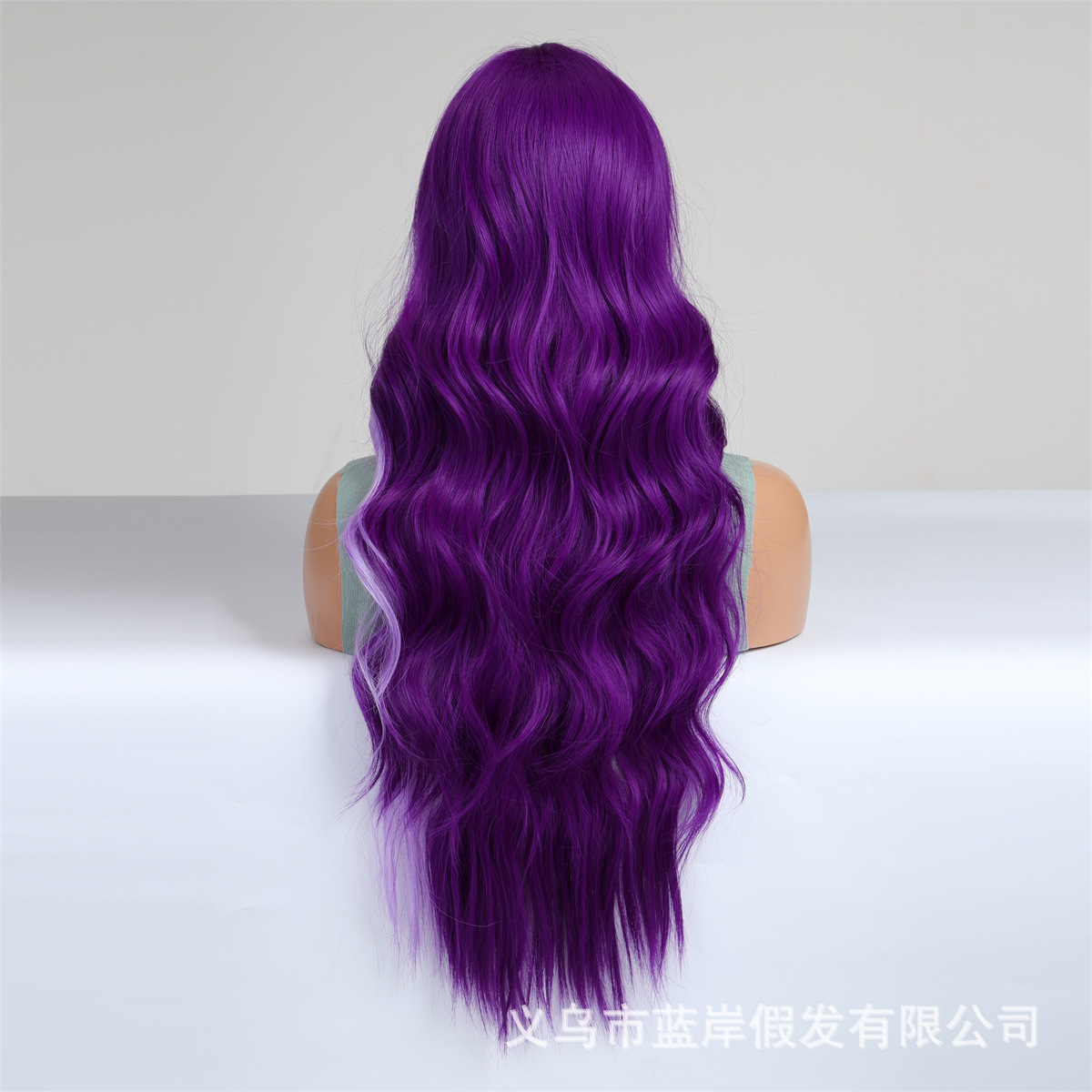 Peluca larga de cosplay de Halloween para mujer, con raya en medio, morada con reflejos, peluca larga y rizada ondulada grande