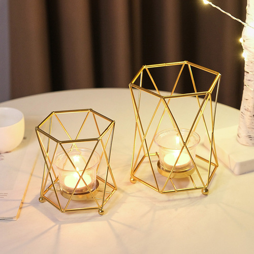 European-style candlesticks, retro candlelight dinner decorations, home living room light luxury decorations, ins style decorations, candle trays