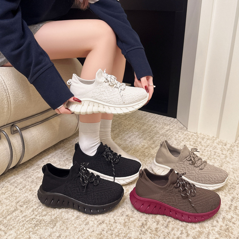 Cross-Border New Model 2026 Wholesale Flyknit Export Socks, Lightweight Casual Sports Shoes, Lightweight Comfortable Running Shoes
