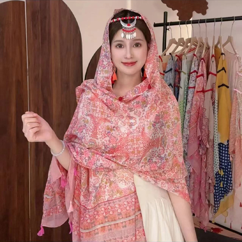 Chal de protección solar de verano para mujer 2025 nuevo estilo hebilla largo estilo étnico fotografía de viaje estilo fino playa bufanda de seda capa