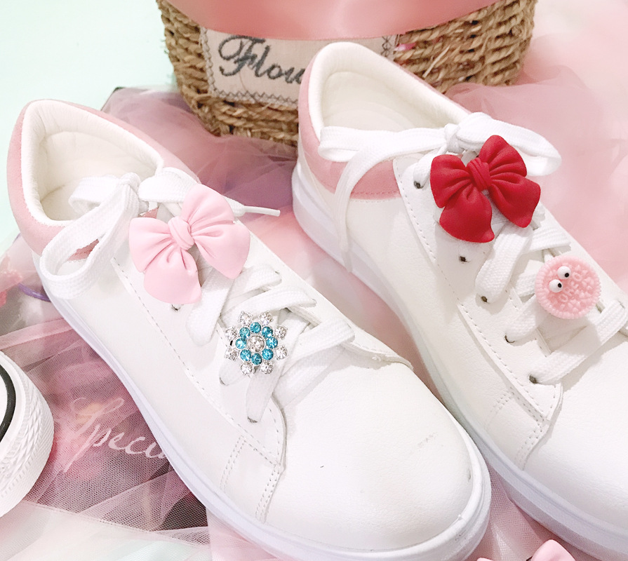 10g Weight Shoe Buckle Shoe Accessories Type 1 Piece Quantity Daily Occasion Arylic, Alloy Material Flower Pattern Winter, Summer, Spring Season Women's Gender Flower Shoe Accessories Arylic Alloy Winter Summer Spring Shoe Buckle 12